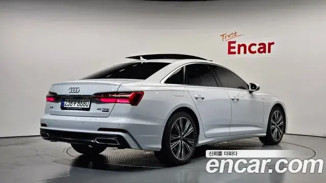 Audi A6 2022 — Şəkil 30/34