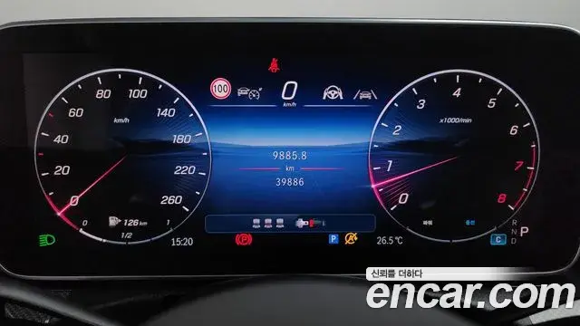 Mercedes-Benz C-Class 2025 — Фото 8/20