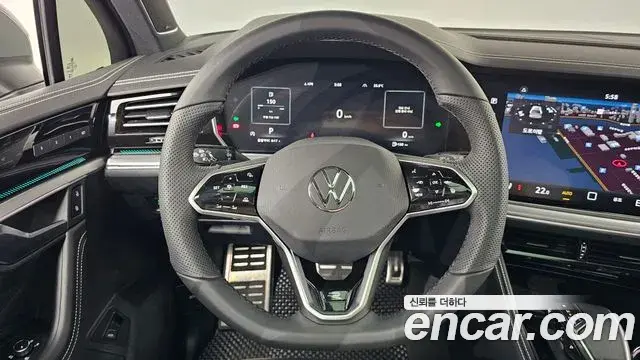Volkswagen Touareg 2024 — Photo 3/50