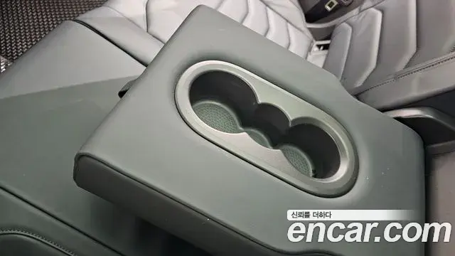 Volkswagen Touareg 2024 — Photo 19/50