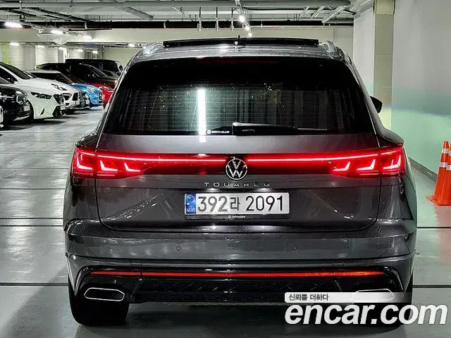 Volkswagen Touareg 2024 — Photo 37/50