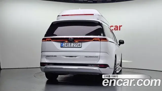 Kia Carnival 2021 — Фото 4/20