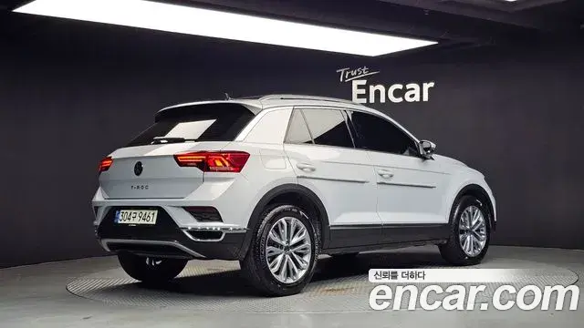 Volkswagen T-Roc 2021 — Фото 2/20