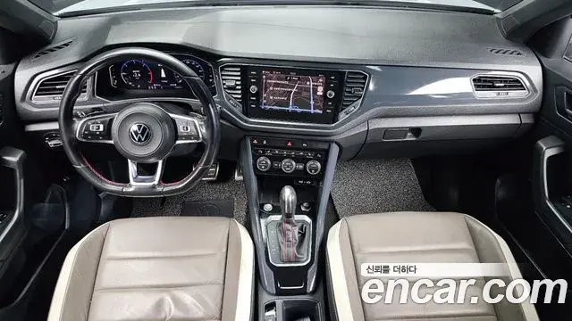 Volkswagen T-Roc 2021 — Фото 7/20