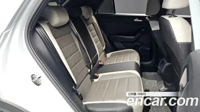 Volkswagen T-Roc 2021 — Фото 12/20