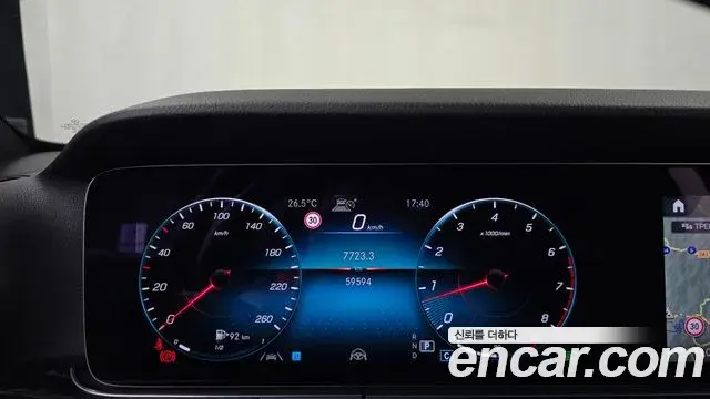 Mercedes-Benz E-Class 2023 — Фото 8/20