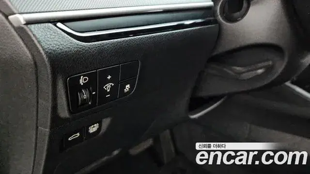 Kia K5 2024 — Şəkil 12/32