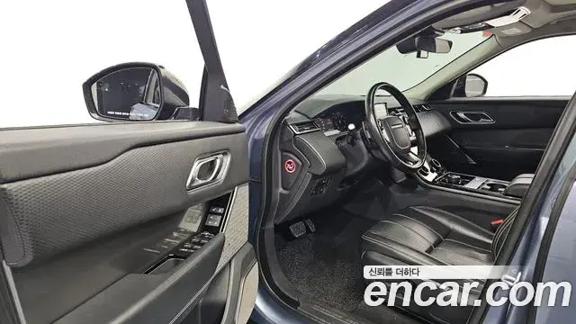 Land Rover Range Rover Velar 2018 — Photo 6/20