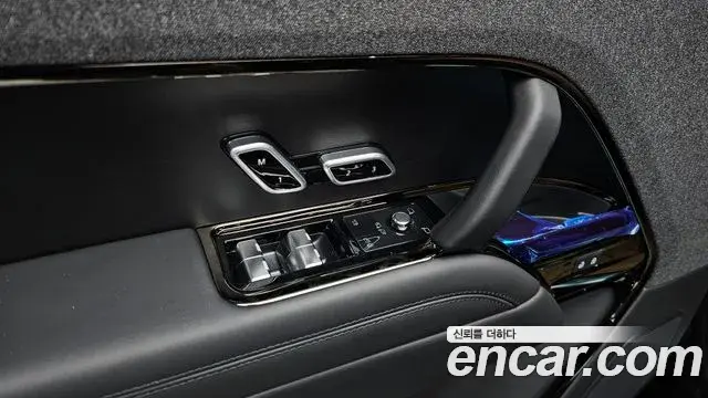 Land Rover Range Rover Sport 2026 — ფოტო 2/42