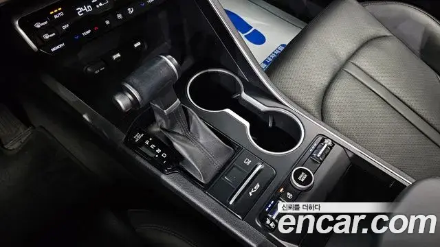 Kia K5 2022 — Фото 9/20