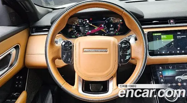 Land Rover Range Rover Velar 2018 — Photo 1/20