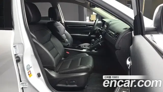 Renault Samsung QM6 2024 — Photo 32/33