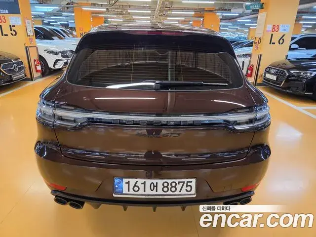 Porsche Macan 2020 — Фото 4/20