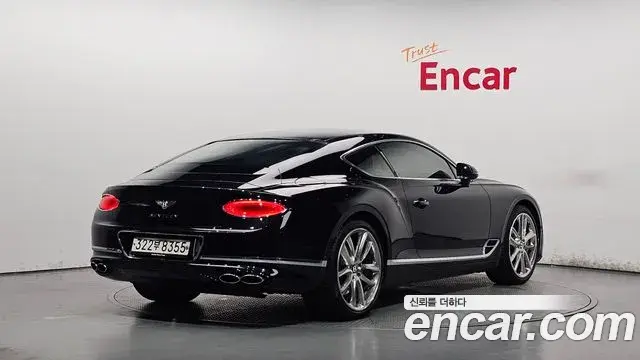 Bentley Continental GT 2020 — Photo 4/20