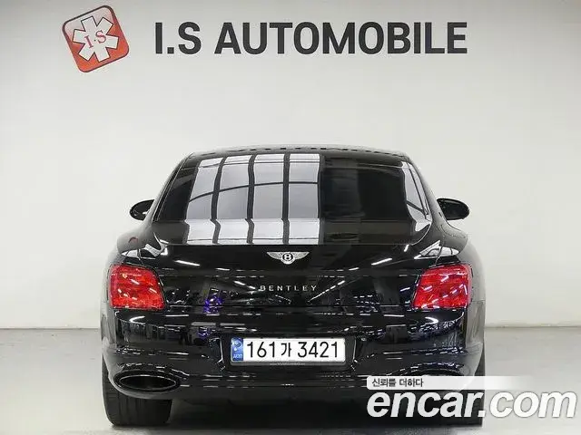 Bentley Flying Spur 2020 — ფოტო 5/20