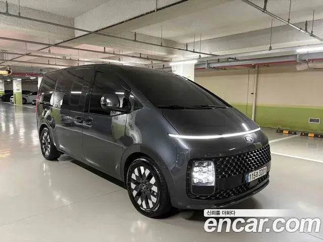 Hyundai Staria 2021 — Фото 2/11