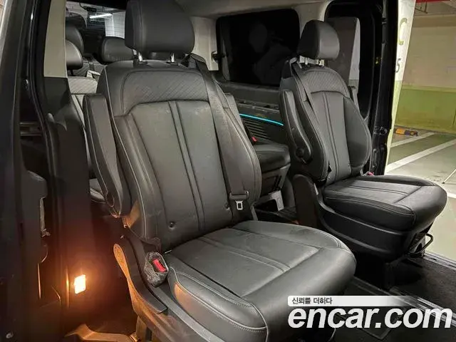 Hyundai Staria 2021 — Фото 11/11