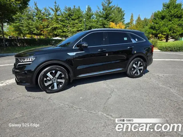 Kia Sorento 2021 — Photo 1/20