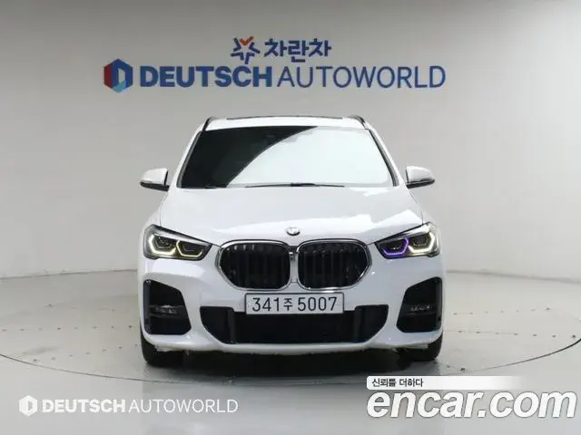BMW X1 2019 — Фото 1/20