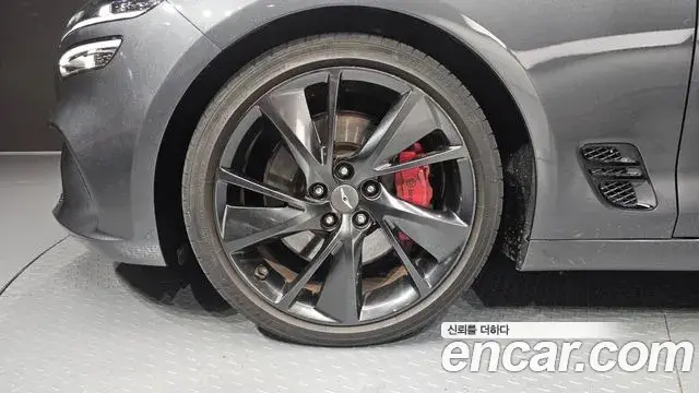 Genesis G70 2021 — ფოტო 2/35