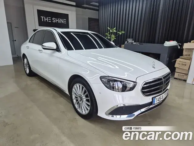 Mercedes-Benz E-Class 2021 — Фото 2/19