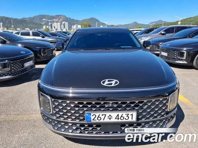 Hyundai Grandeur 2023 — Şəkil 10/18