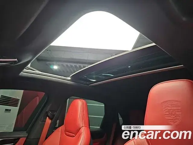 Porsche Cayenne 2020 — Фото 13/17