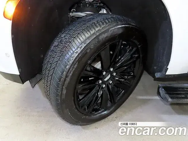 Cadillac Escalade 2023 — Photo 9/19