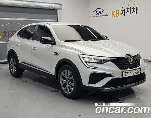 Renault Samsung Arkana 2024 — ფოტო 15/20