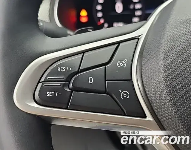 Renault Samsung Arkana 2024 — ფოტო 16/20