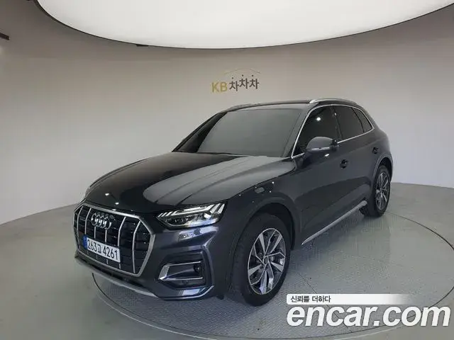 Audi Q5 2023 — Фото 10/20