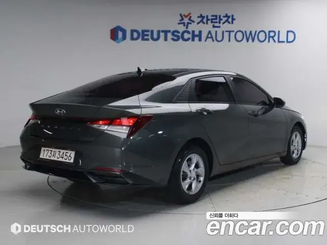 Hyundai Avante 2021 — Фото 1/20