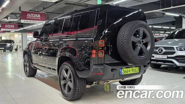 Land Rover Defender 2025 — Фото 5/20