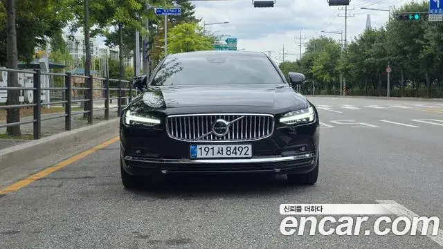 Volvo S90 2022 — Фото 2/20