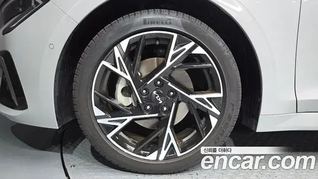 Kia K5 2025 — ფოტო 6/32