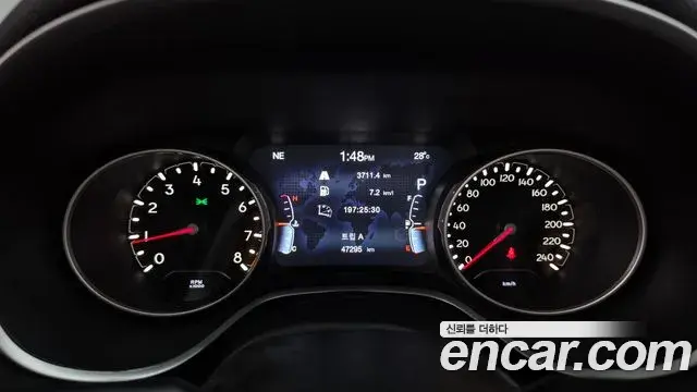 Jeep Compass 2019 — Şəkil 9/31
