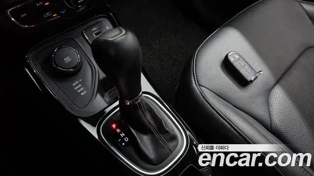 Jeep Compass 2019 — Şəkil 21/31