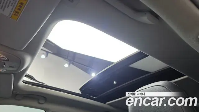 Jeep Compass 2019 — Şəkil 23/31