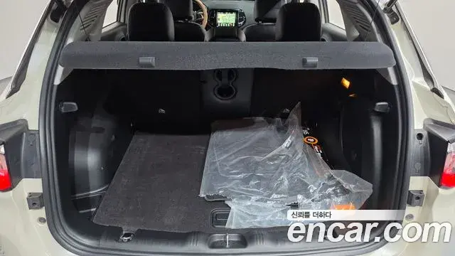 Jeep Compass 2019 — Şəkil 11/31