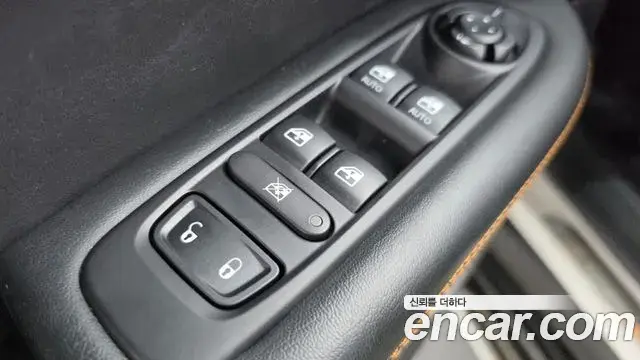 Jeep Compass 2019 — Şəkil 17/31
