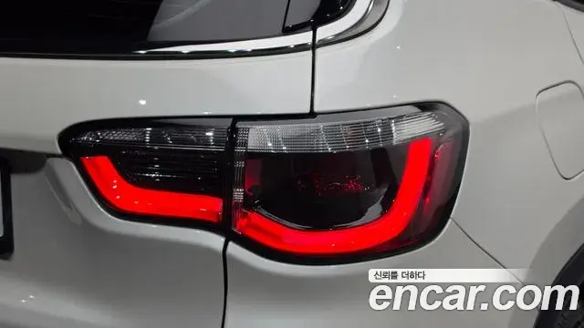 Jeep Compass 2019 — Şəkil 12/31