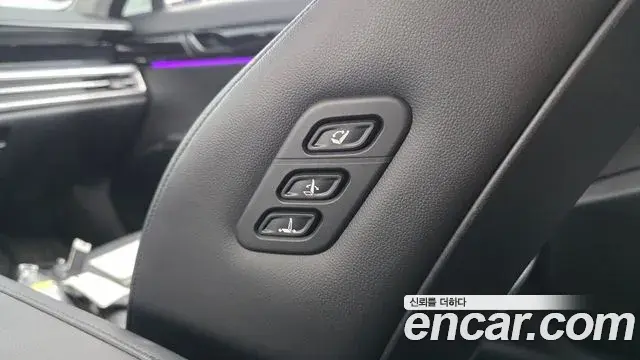 Hyundai Grandeur 2023 — Фото 18/20