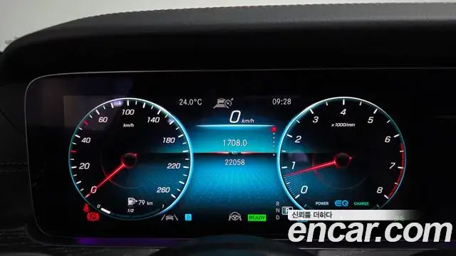 Mercedes-Benz E-Class 2023 — Фото 8/20
