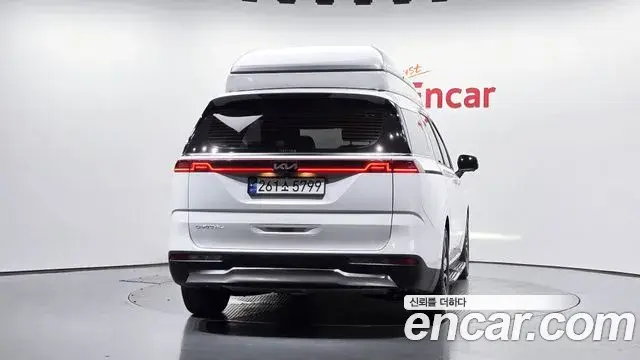 Kia Carnival 2023 — Фото 4/20