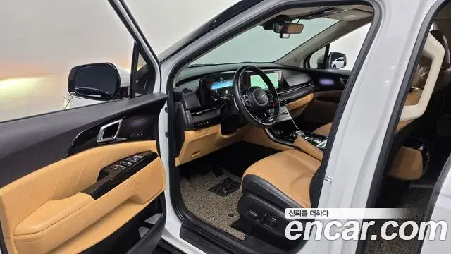 Kia Carnival 2023 — Фото 10/20