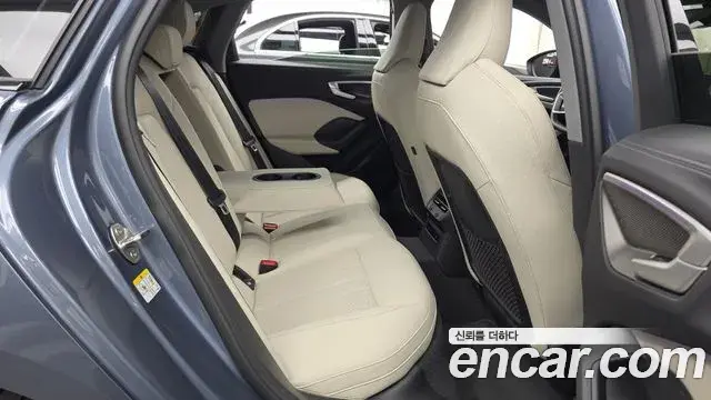 Audi A5 2025 — Фото 12/20