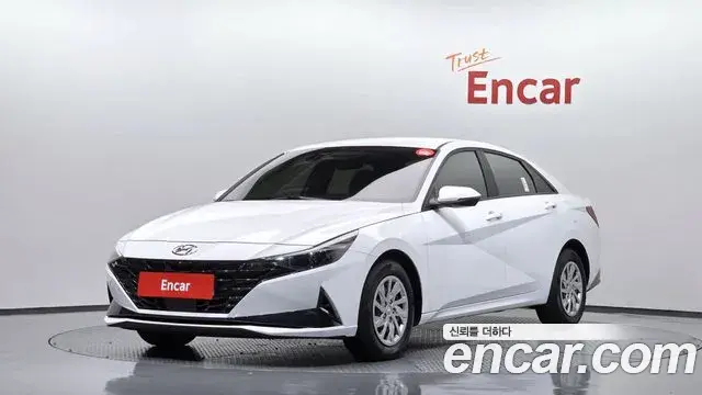 Hyundai Avante 2022 — Фото 1/20