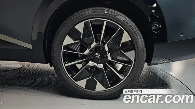 Renault Samsung Filante 2026 — ფოტო 24/40