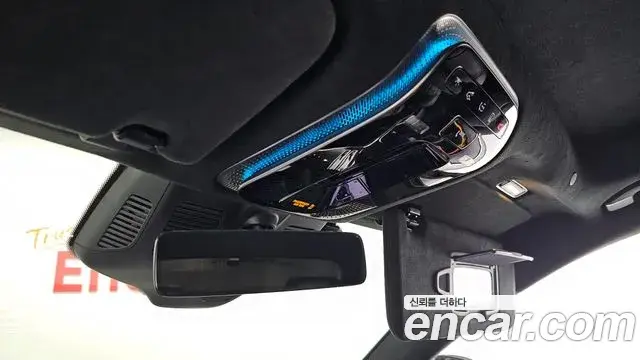 Mercedes-Benz S-Class 2022 — Photo 10/35