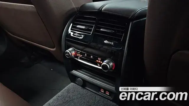 BMW 5 Series 2022 — Фото 19/20